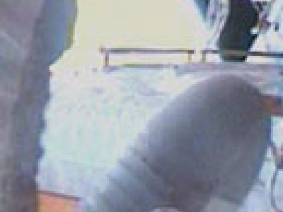 Un hoyo en un Guante acorta la Caminata Espacial