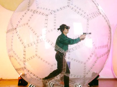 VirtuSphere, jugando en Modo Tridimensional