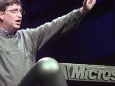 Bill Gates usaba Facebook pero lo dejó por 