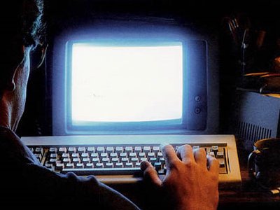 38 años por piratear el servidor del Colegio