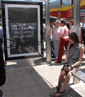 Publicidad creativa contra las FARC