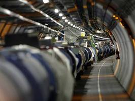 Imagen de colisionador de hadrones parado por 2 meses