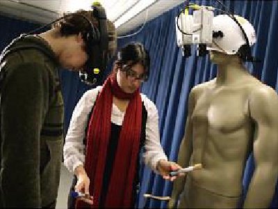 Científicos logran cambiar a una persona de cuerpo virtualmente