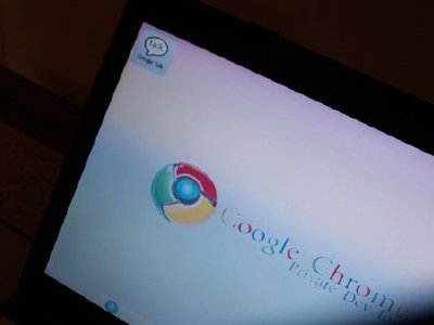 De cómo un diseñador puede meterle el dedo en la boca a media internet