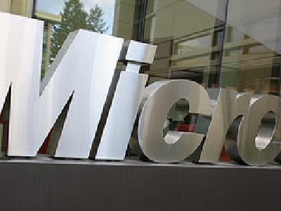 20 cosas que serían diferentes si Microsoft fabricara automóviles