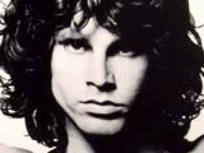 Twitter contrata médium para halloween