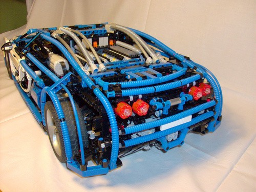Imagen del Bugatti Veyron 2 construido con Legos Imagen del Bugatti Veyron 2 construido con Legos