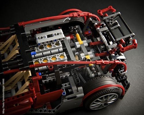 Imagen del Bugatti Veyron 3 construido con Legos Imagen del Bugatti Veyron 3 construido con Legos