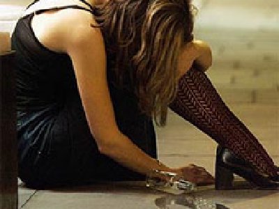 El trago afecta más al cerebro de las mujeres que a los hombres jóvenes