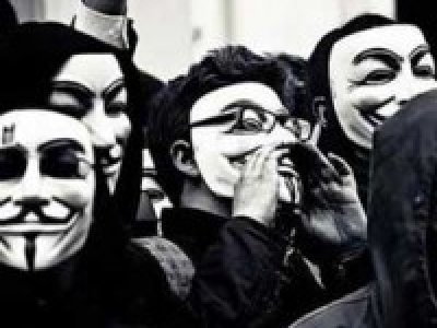 Anonymous ataca al Vaticano