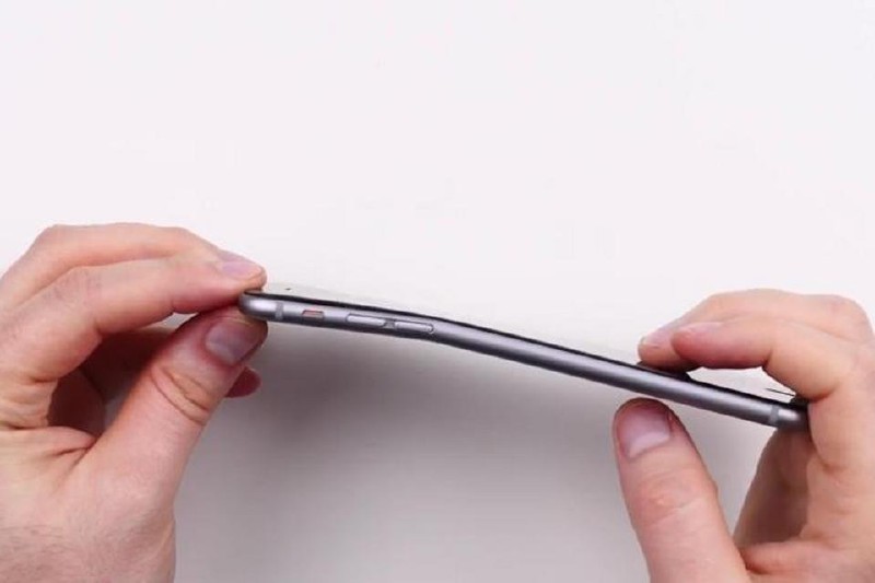 iPhone-6-Plus-doblado