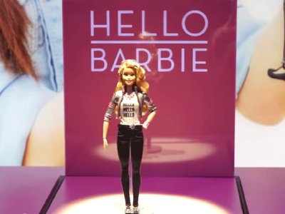 Hello Barbie, la muñeca que tendrá conexión a internet y conversará con las niñas