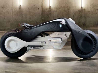 La moto de BMW con la que no necesitarías casco