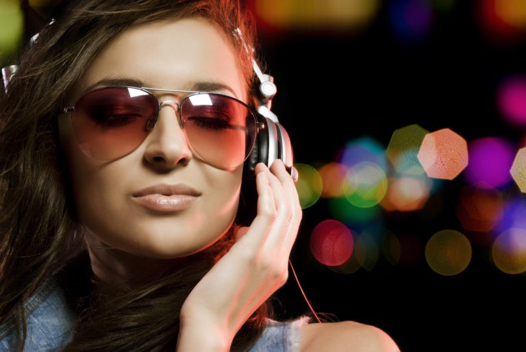 Imagen de escuchar música