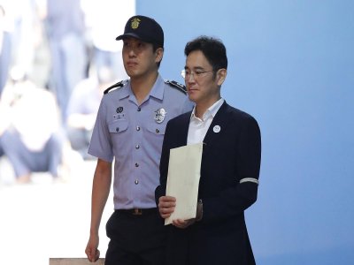Vicepresidente de Samsung es sentenciado a cinco años de prisión por soborno y perjurio